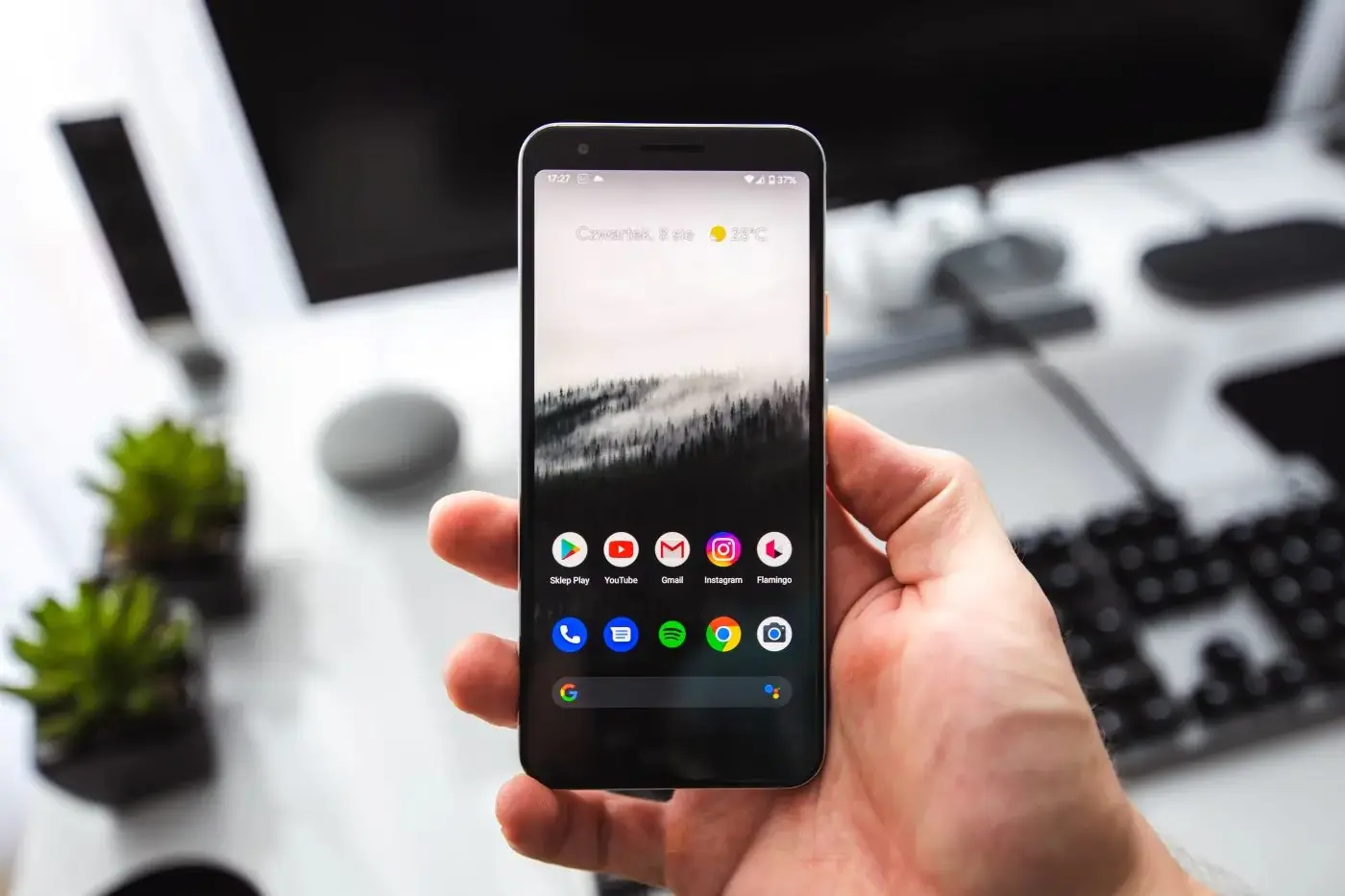 Smartfon z Androidem mogący dzwonić przez Wi-Fi